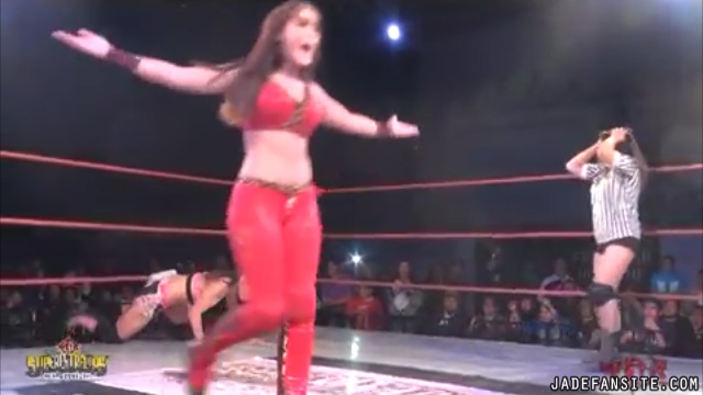 MiavsIvelisse_Still156~0.jpg MiavsIvelisse_Still156~0.jpg