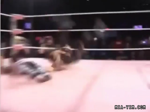 MiavsIvelisse_Still181~1.jpg MiavsIvelisse_Still181~1.jpg