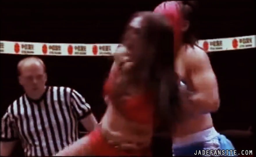 MiavsIvelisse_Still275.jpg