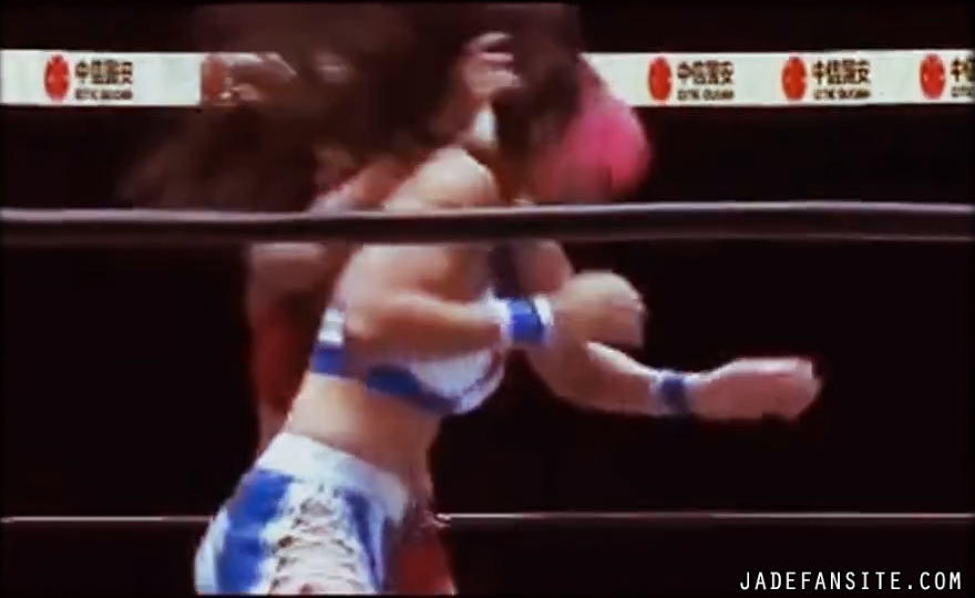 MiavsIvelisse_Still320.jpg