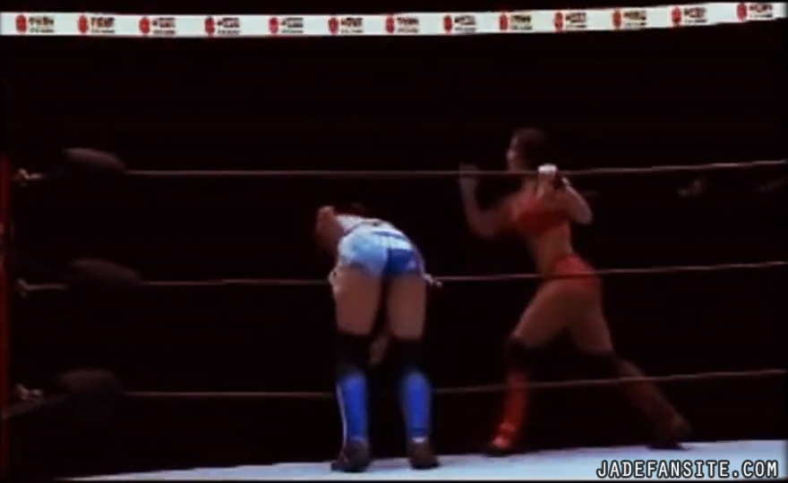 MiavsIvelisse_Still459.jpg