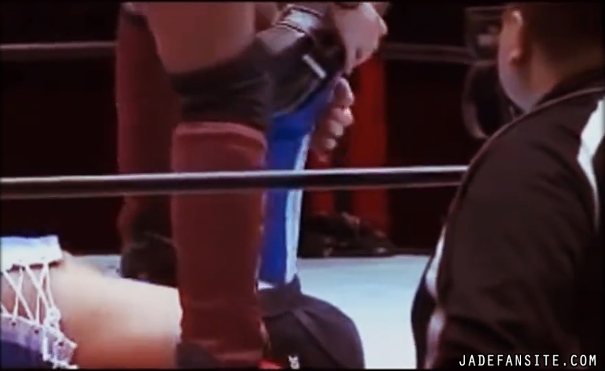 MiavsIvelisse_Still591.jpg