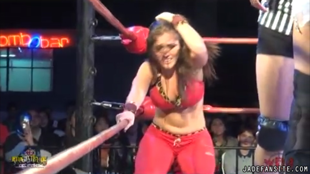 MiavsIvelisse_Still676~0.jpg MiavsIvelisse_Still676~0.jpg