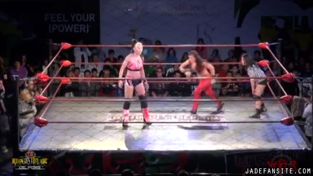 MiavsIvelisse_Still708~0.jpg MiavsIvelisse_Still708~0.jpg