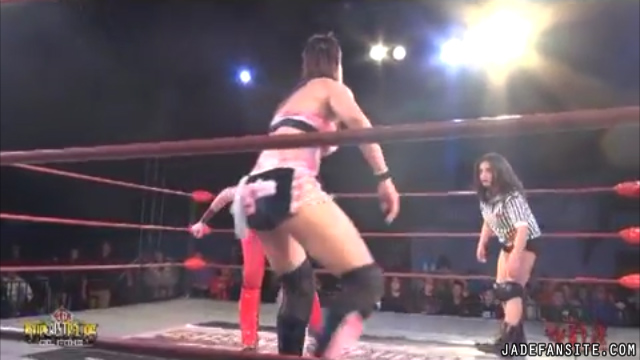 MiavsIvelisse_Still749~0.jpg MiavsIvelisse_Still749~0.jpg