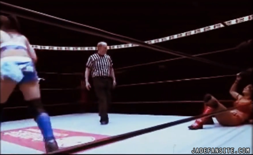MiavsIvelisse_Still785.jpg