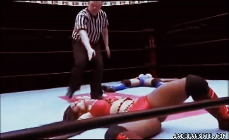 MiavsIvelisse_Still865.jpg