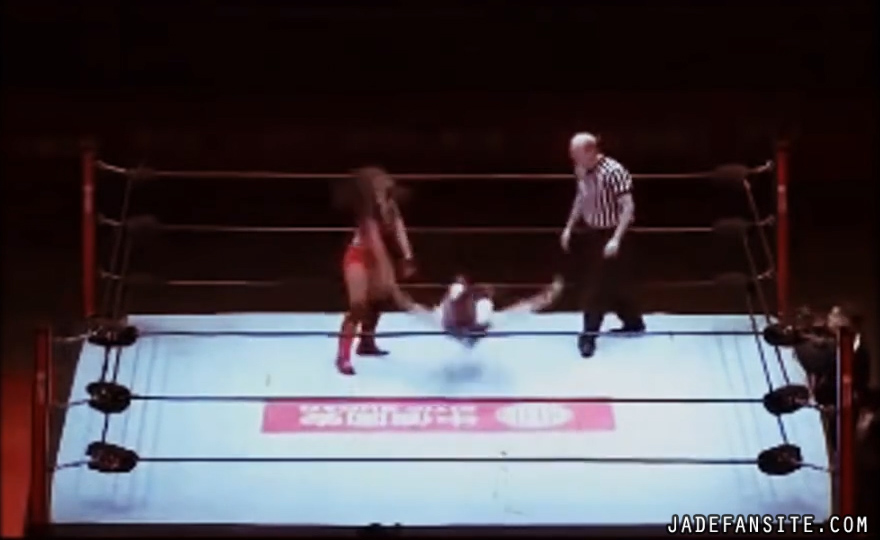 MiavsIvelisse_Still899.jpg