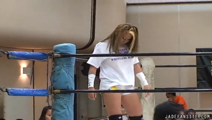 MiavsMatsumoto_Still059.jpg