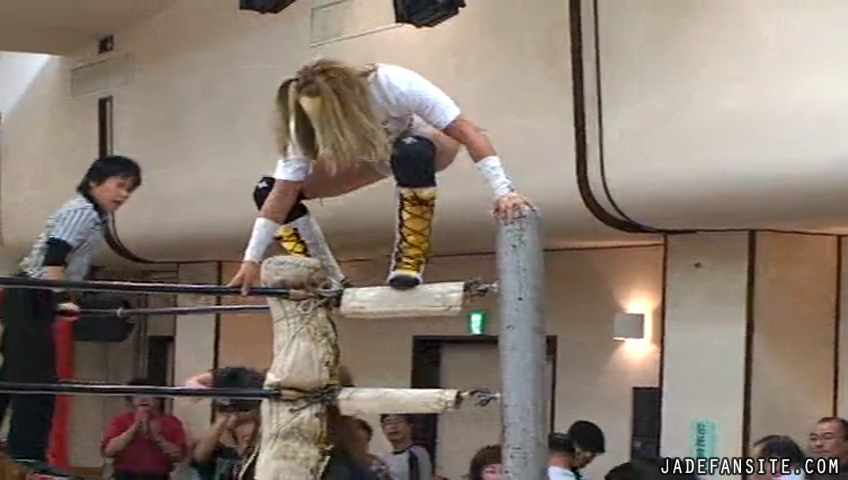 MiavsMatsumoto_Still081.jpg