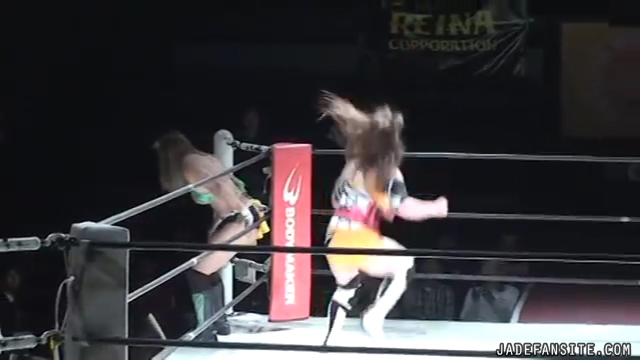 MiavsMatsumoto_Still1033~0.jpg MiavsMatsumoto_Still1033~0.jpg