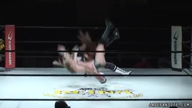 MiavsMatsumoto_Still1158~0.jpg