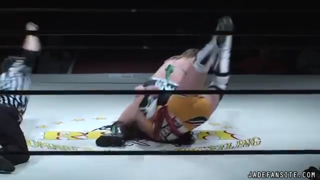 MiavsMatsumoto_Still1559~0.jpg