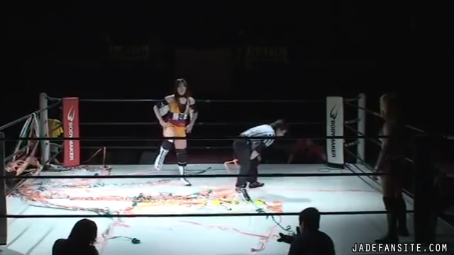MiavsMatsumoto_Still237~0.jpg