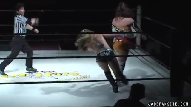 MiavsMatsumoto_Still780~0.jpg MiavsMatsumoto_Still780~0.jpg