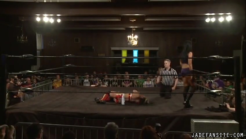 MiavsMelissa_Still775.jpg MiavsMelissa_Still775.jpg