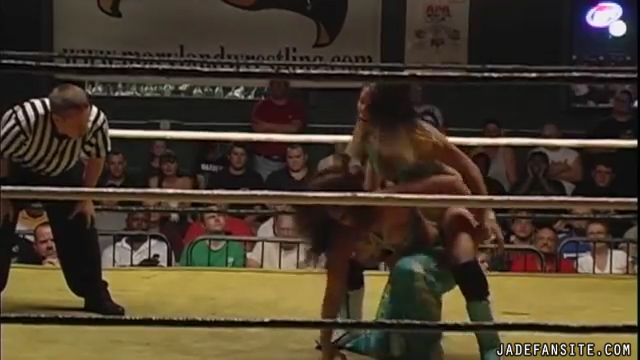 MiavsMickie_Still1030.jpg MiavsMickie_Still1030.jpg