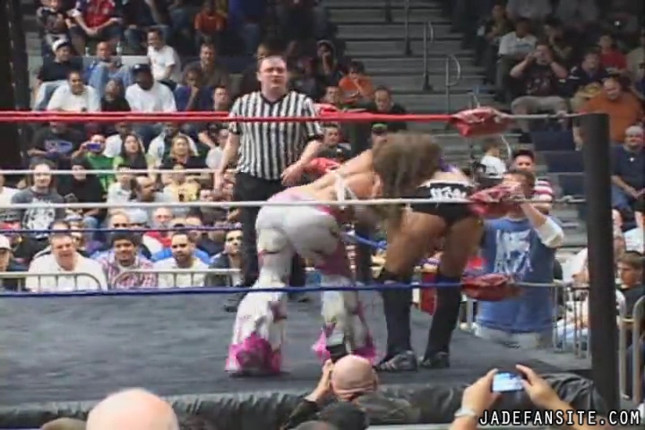 MiavsMickie_Still1130~0.jpg MiavsMickie_Still1130~0.jpg