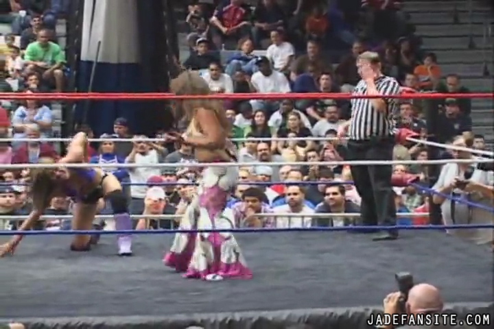 MiavsMickie_Still1257~0.jpg MiavsMickie_Still1257~0.jpg