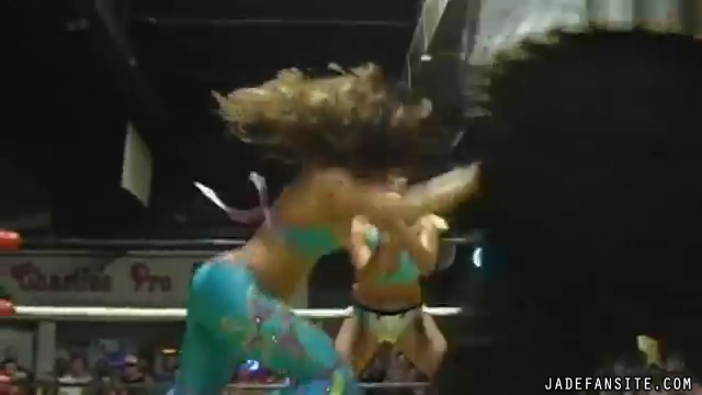 MiavsMickie_Still347.jpg MiavsMickie_Still347.jpg