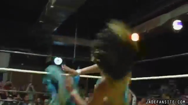 MiavsMickie_Still610.jpg MiavsMickie_Still610.jpg