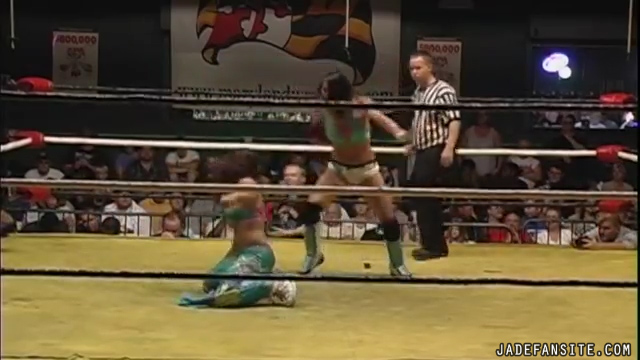 MiavsMickie_Still785.jpg MiavsMickie_Still785.jpg