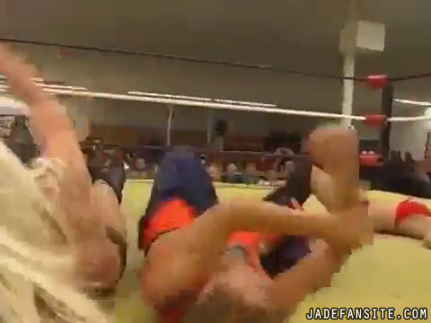 MiavsMickievsMelissa_Still421.jpg MiavsMickievsMelissa_Still421.jpg