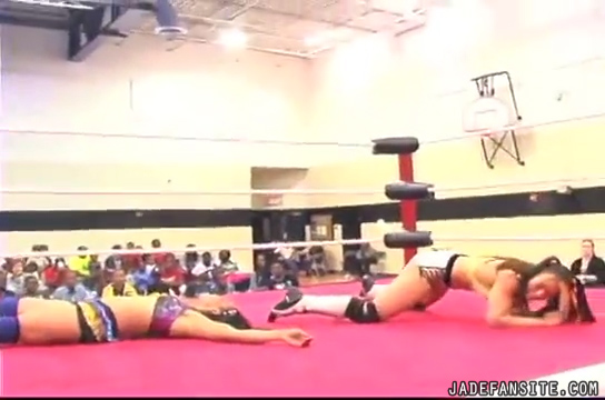 MiavsNegra_Still388.jpg MiavsNegra_Still388.jpg