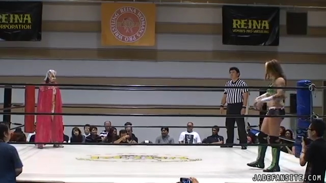 MiavsRay_Still111.jpg MiavsRay_Still111.jpg