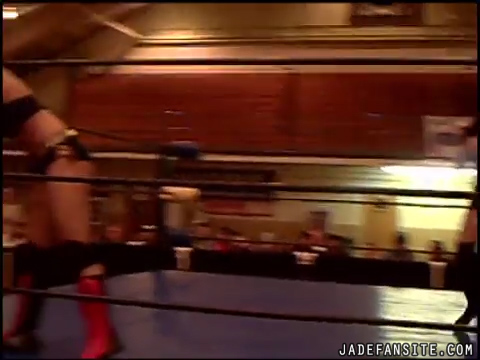 MiavsStephie_Still176.jpg MiavsStephie_Still176.jpg