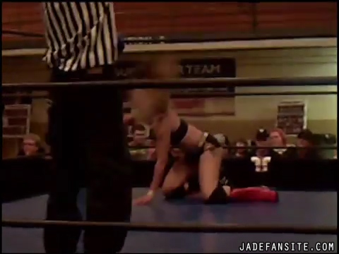 MiavsStephie_Still817.jpg MiavsStephie_Still817.jpg