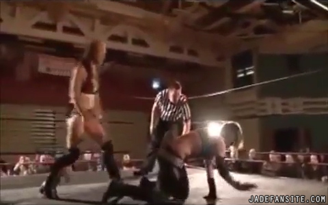 MiavsVonEerie_Still1189.jpg