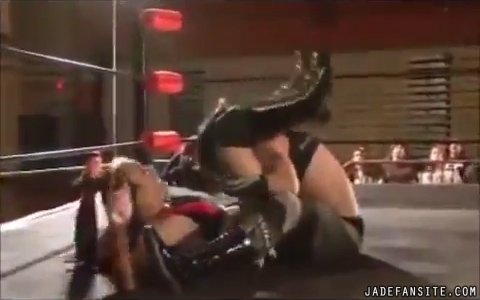MiavsVonEerie_Still291.jpg
