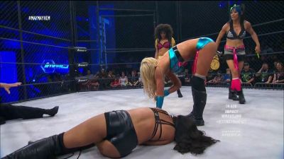 Gail_Kim_vs_Taryn_Terrell_00_09_06_05_136~0.jpg