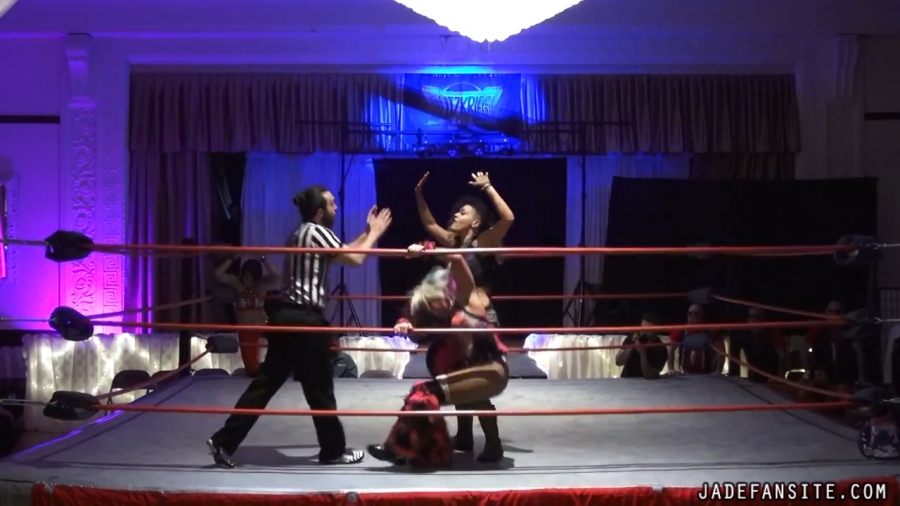 Jade20161028_Still477.jpg