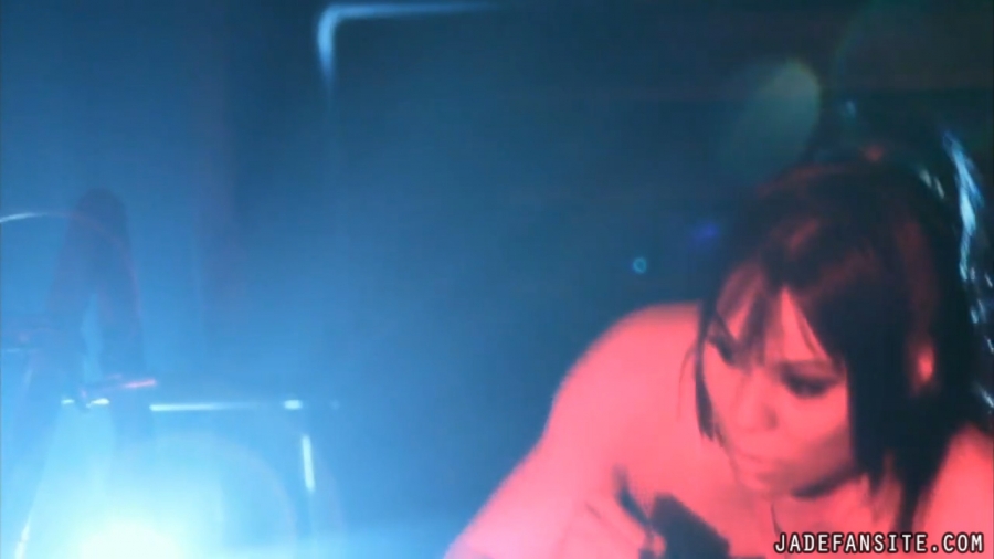 Jade20161117_Still158.jpg