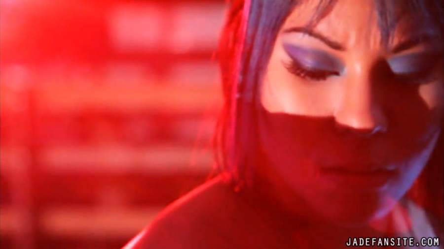 Jade20161117_Still288.jpg