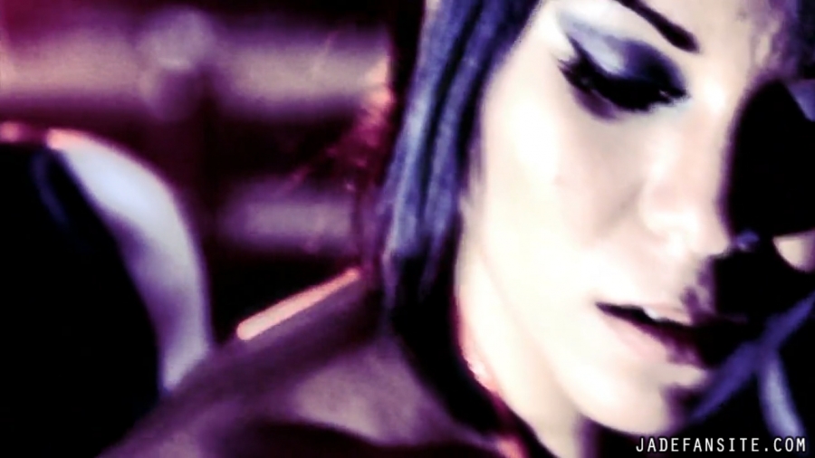 Jade20161117_Still393.jpg