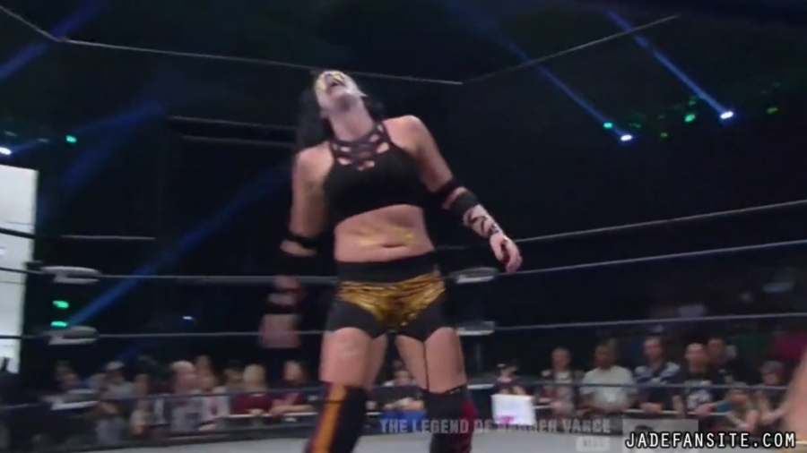 Click to view full size image
==============
Jade20161201_Still803.jpg Jade20161201_Still803.jpg