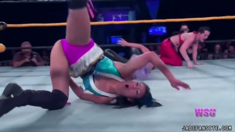 Click to view full size image
==============
JadeMartivsAnnieKimber_Still1116.jpg JadeMartivsAnnieKimber_Still1116.jpg