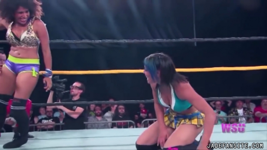 Click to view full size image
==============
JadeMartivsAnnieKimber_Still1233.jpg JadeMartivsAnnieKimber_Still1233.jpg