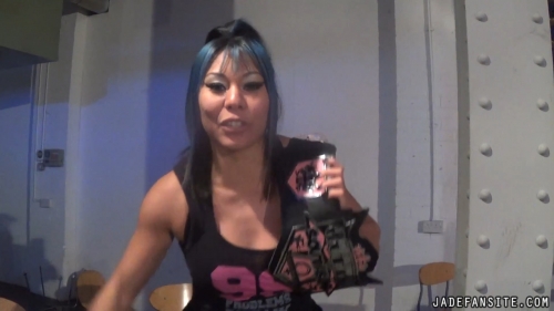 JadeYT20160410_Still054.jpg