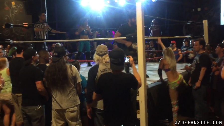 JadeYT20160801-01_Still056.jpg