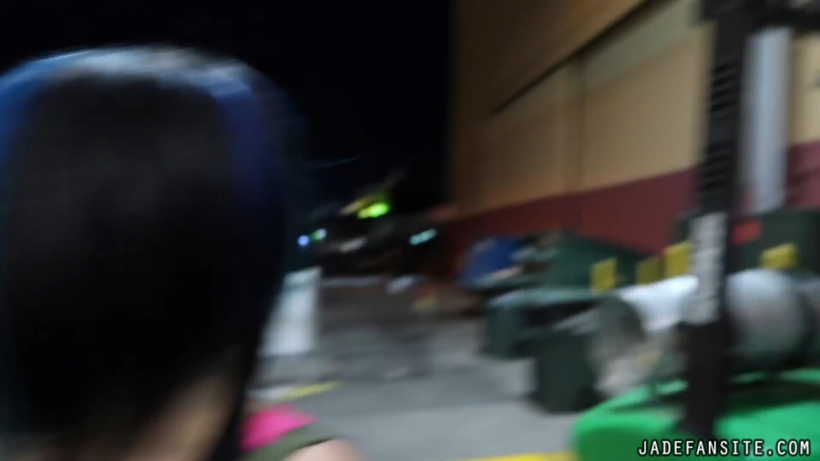 JadeYouTube20170116_Still010.jpg