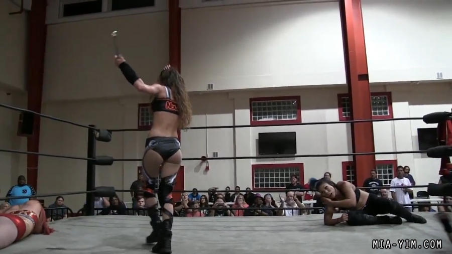 Click to view full size image
==============
MiaLevavsNovaRouge_Still1248.jpg MiaLevavsNovaRouge_Still1248.jpg