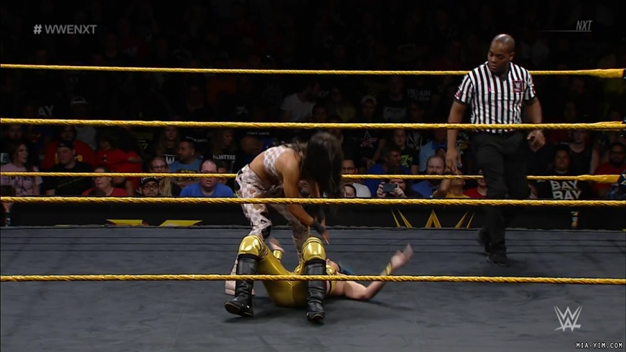 Click to view full size image
==============
MiaNXT20181024_Still277.jpg MiaNXT20181024_Still277.jpg