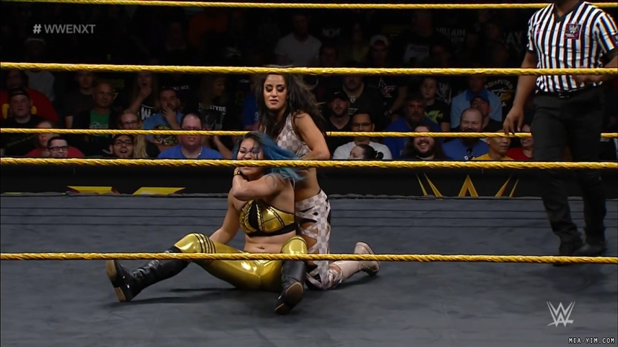 Click to view full size image
==============
MiaNXT20181024_Still303.jpg MiaNXT20181024_Still303.jpg