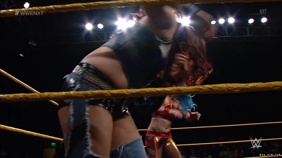 MiaNXT20181212_Still511.jpg