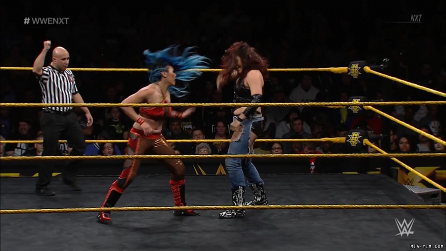 MiaNXT20181212_Still525.jpg