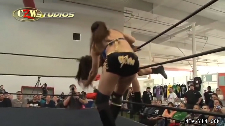 MiaPWS20130209_Still390.jpg